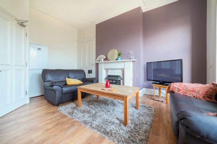 2 Bedroom Apartment To Rent In &#pppw - Grosvenor Place, Jesmond, NE2