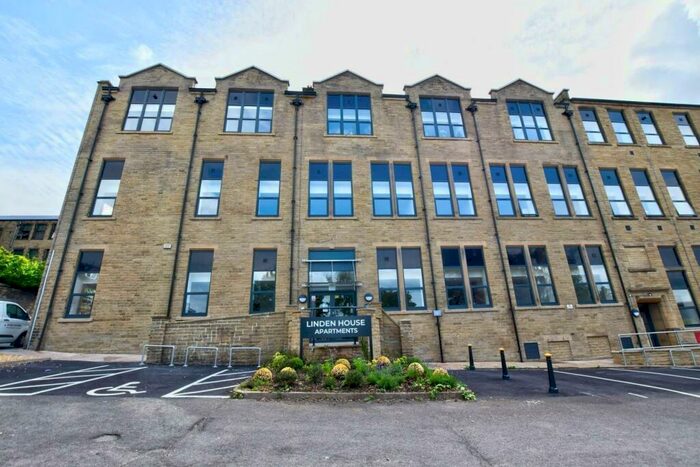 1 Bedroom Apartment For Sale In Apartment Linden House, Linden Road, Colne, BB8