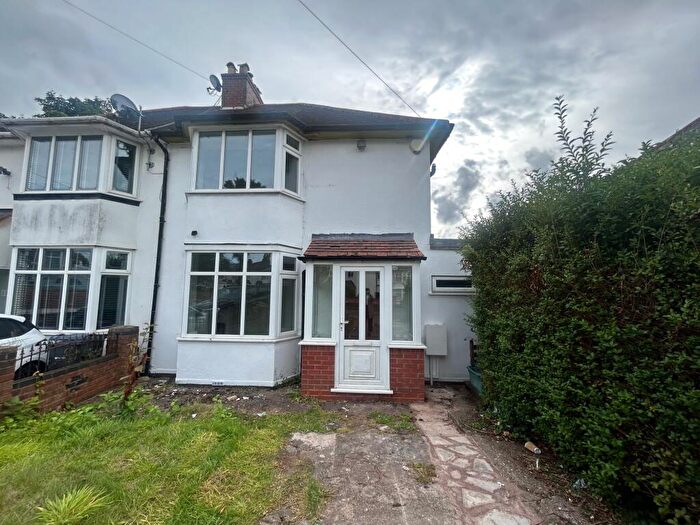 3 Bedroom House To Rent In Knightwick Crescent, Birmingham, B23