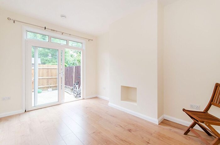 1 Bedroom Flat To Rent In Bolton Road, Harrow, HA1