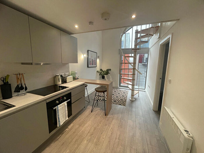 1 Bedroom Apartment To Rent In Henry Street, Sheffield, South Yorkshire, S3