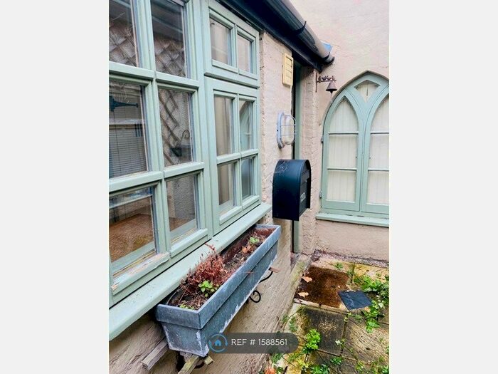 1 Bedroom Maisonette To Rent In Ewell Road, Surbiton, KT6