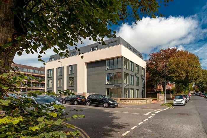 2 Bedroom Flat To Rent In St. Leonards Road, Eastbourne, BN21