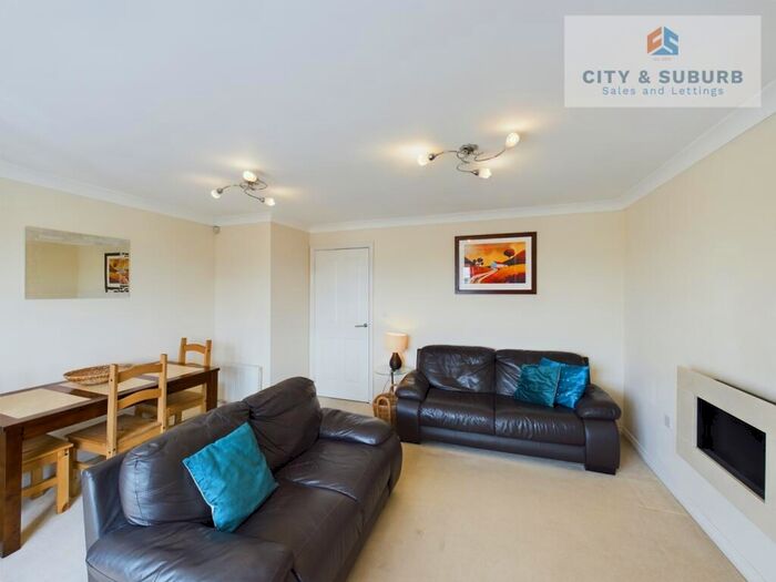 2 Bedroom Flat To Rent In Cosgrove Court, Newcastle Upon Tyne, Tyne And Wear, NE7