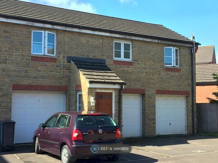 2 Bedroom Semi-Detached House To Rent In Middle Leaze, Chippenham, SN14