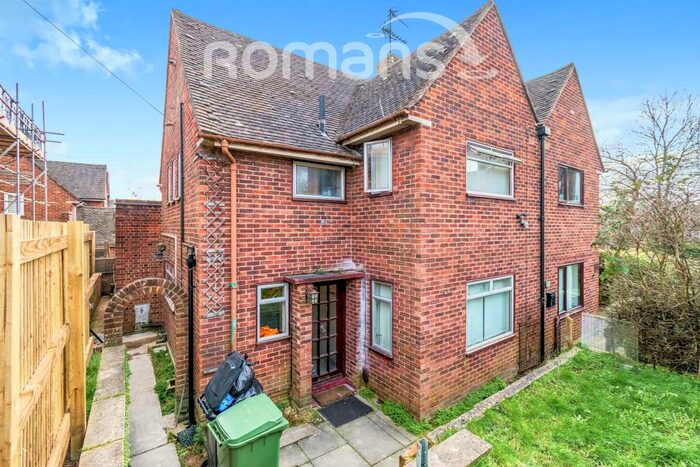 6 Bedroom Semi-Detached House To Rent In Stanmore Lane, Winchester, SO22