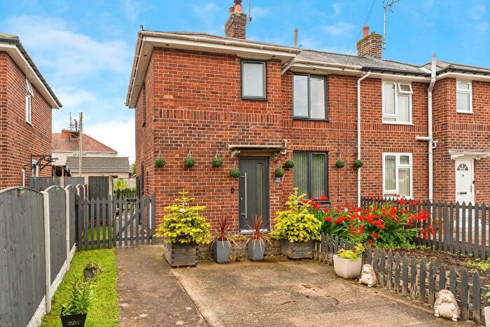 2 Bedroom Semi-Detached House For Sale In Bro Alun, Mold, Flintshire, CH7