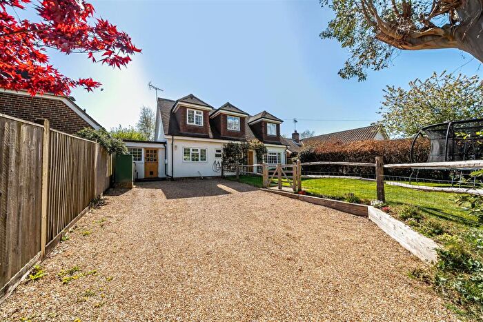 4 Bedroom Link Detached House For Sale In Poling Street, Poling, Arundel, BN18