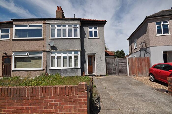 1 Bedroom Maisonette To Rent In Devonshire Road, Hornchurch, RM12