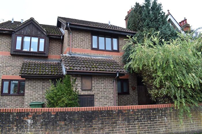 2 Bedroom End Of Terrace House To Rent In Audley Firs, Hersham, Walton-On-Thames, KT12