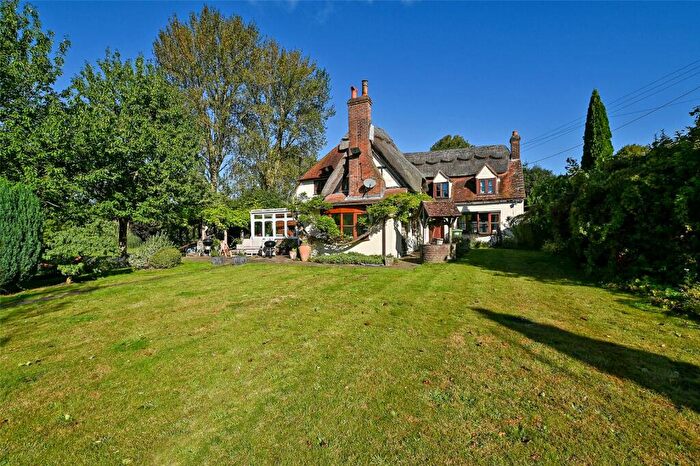4 Bedroom Detached House For Sale In Horsemoor, Chieveley, Newbury, Berkshire, RG20