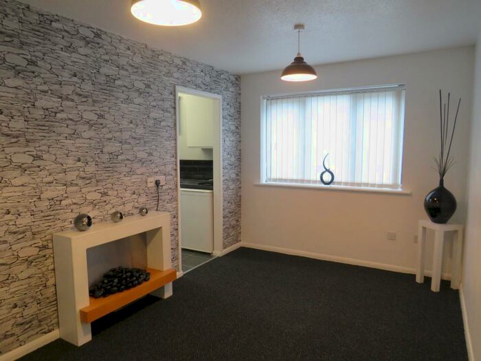 Apartment To Rent In Eastfield Road, Thurmaston, Leicester, LE4