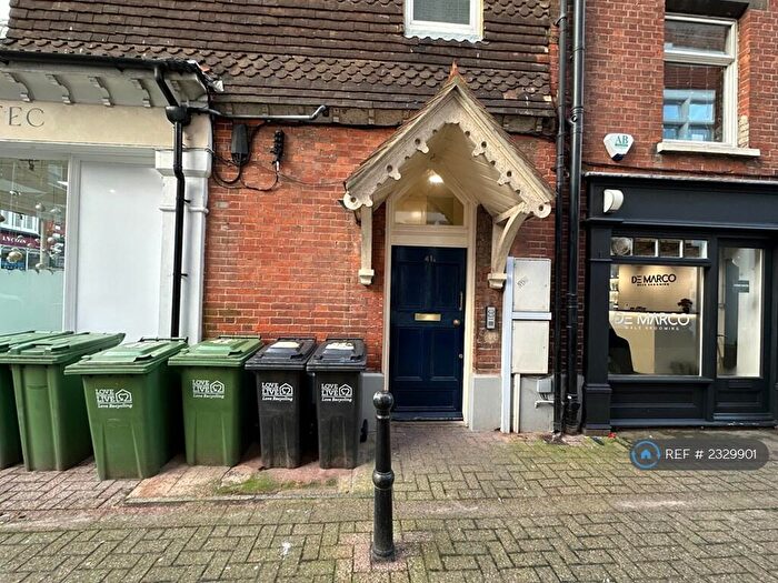 1 Bedroom Maisonette To Rent In South Street, Eastbourne, BN21