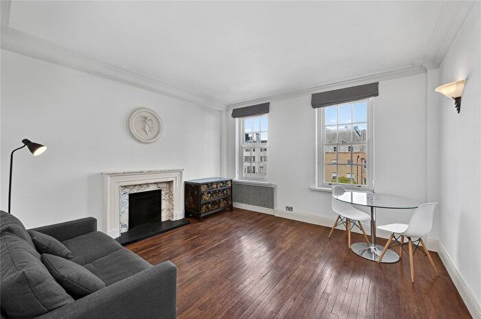 1 Bedroom Flat For Sale In Grosvenor Street, Mayfair, W1K