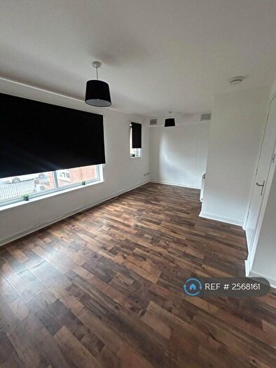 1 Bedroom Flat To Rent In Dalveen Street, Glasgow, G32