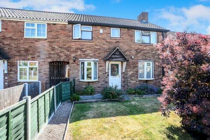 3 Bedroom House To Rent In Repington Way, Sutton Coldfield, West Midlands, B75