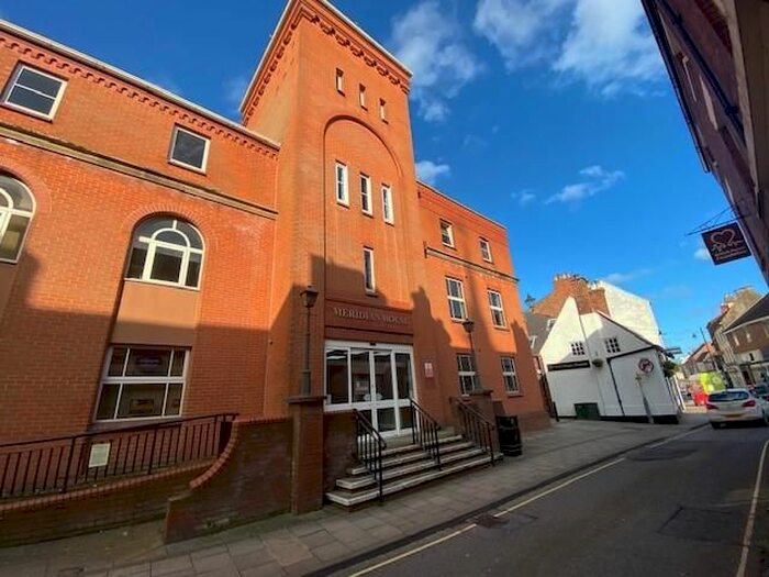 2 Bedroom Flat To Rent In Meridian House, Louth, LN11