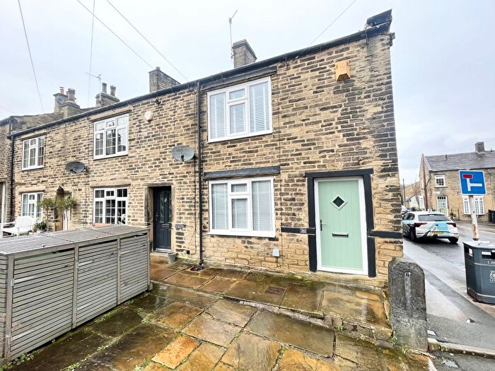 3 Bedroom End Terrace House To Rent In West End Road, Calverley, Pudsey, West Yorkshire, LS28