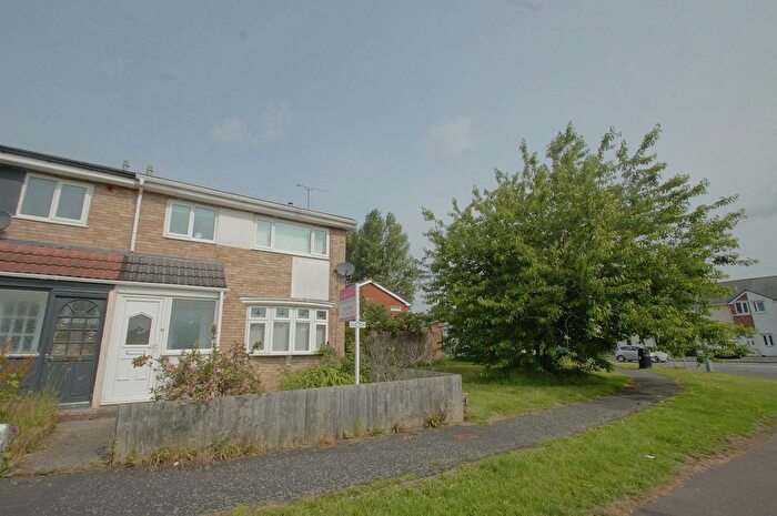 3 Bedroom Semi-Detached House For Sale In Arthur Avenue, Ellesmere Port, Cheshire., CH65