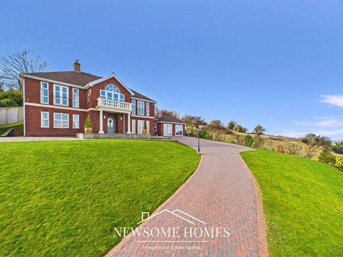 4 Bedroom Detached House For Sale In Pen Y Ball, Holywell, Flintshire, CH8