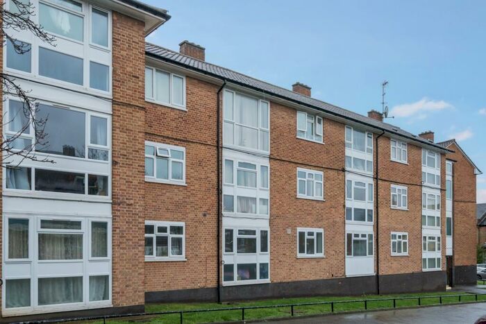 1 Bedroom Flat To Rent In Boveney Road London, SE23