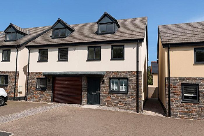 3 Bedroom Semi-Detached House For Sale In Modern Family Home Offering Three Double Bedrooms, Located In The Village Of Claverham, BS49