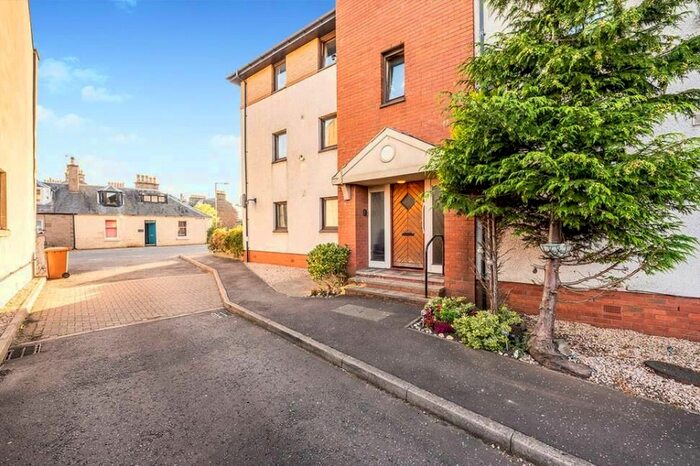 2 Bedroom Flat To Rent In Brook Street, Broughty Ferry, Dundee, DD5