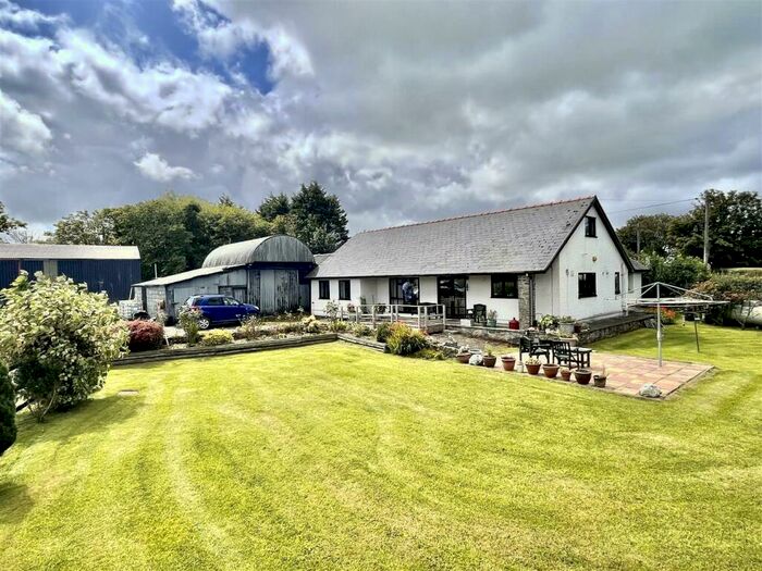 4 Bedroom Smallholding For Sale In Cross Inn, Llandysul, SA44
