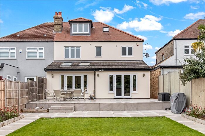 4 Bedroom Semi Detached House For Sale In Hadley Road, Enfield, EN2
