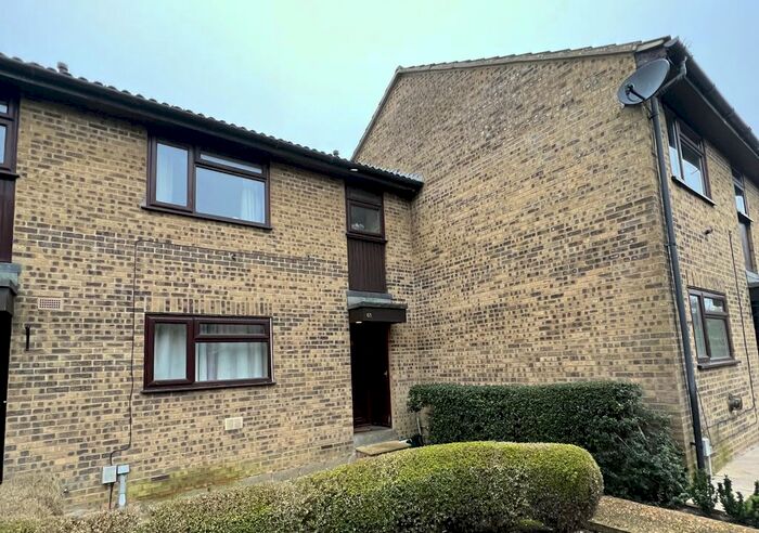 1 Bedroom Terraced House To Rent In Wellesley Close, Ash Vale, GU12