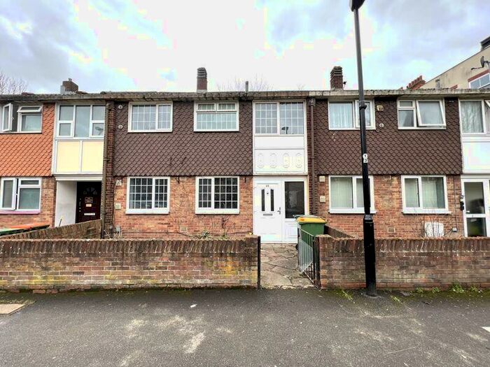 3 Bedroom Terraced House To Rent In Albert Walk, North Woolwich, E16