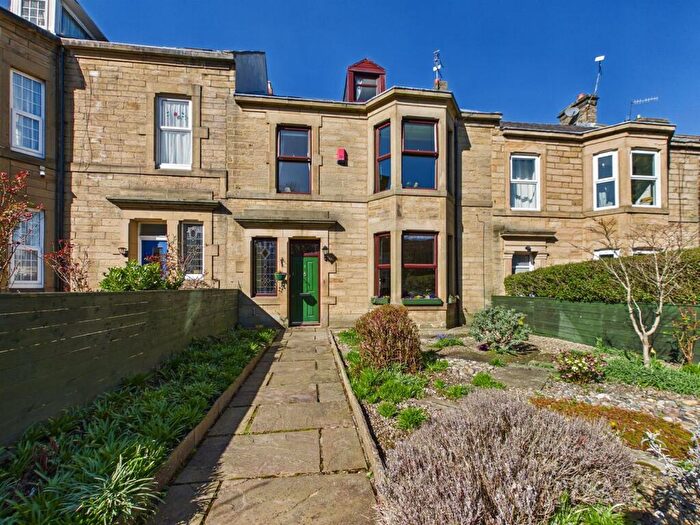 4 Bedroom Terraced House For Sale In Belgrave Terrace, Gateshead, NE10