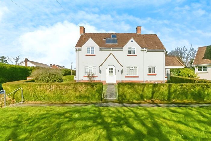 3 Bedroom Semi-Detached House For Sale In Maes Y Ffynnon, Bonvilston, Vale Of Glamorgan, CF5