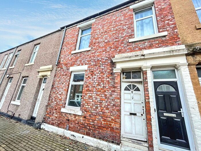 2 Bedroom Flat For Sale In Dacre Street, South Shields, NE33