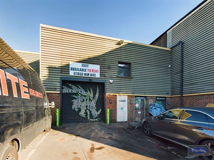 Property To Rent In Second Avenue, Dajen Business Park Second Avenue, ME4