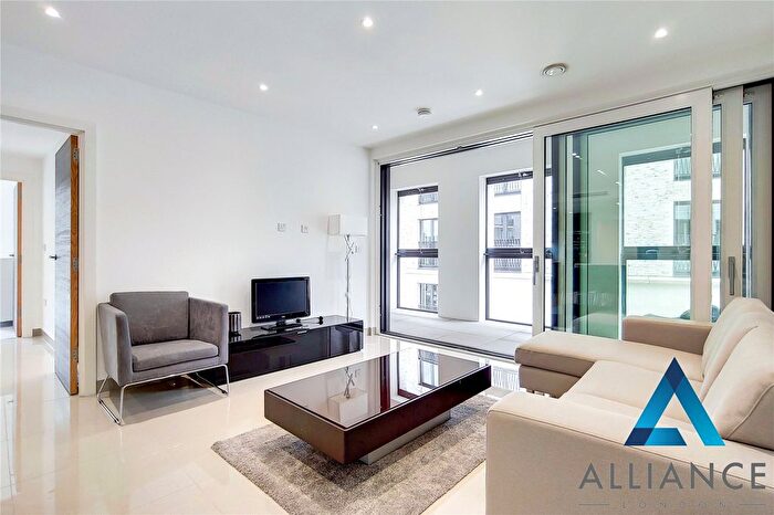 2 Bedroom Flat To Rent In Blackfriars Road, London, SE1