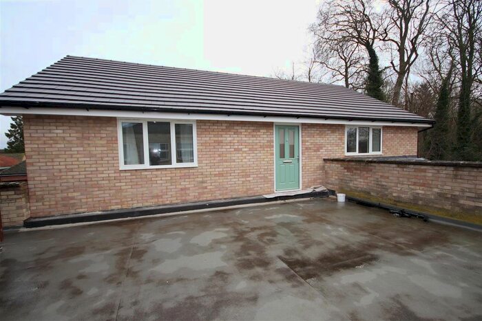 2 Bedroom Flat To Rent In High Street, Sawston, Cambridge, CB22