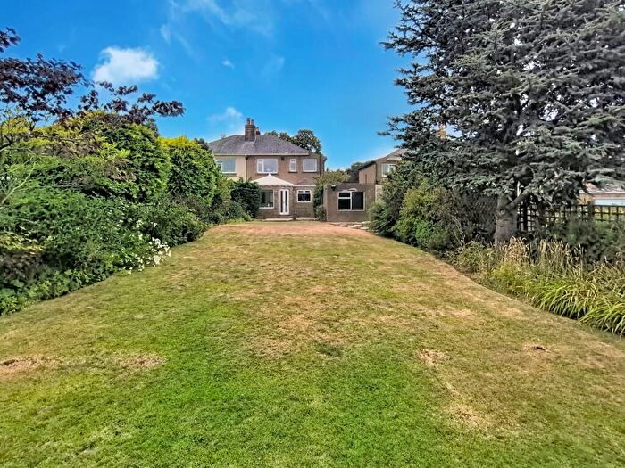 3 Bedroom Semi-Detached House For Sale In Whitechapel Road, Scholes, Cleckheaton, West Yorkshire, BD19