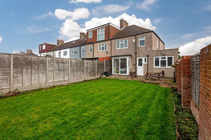 3 Bedroom End Terrace House For Sale In Hadley Road, Mitcham, CR4