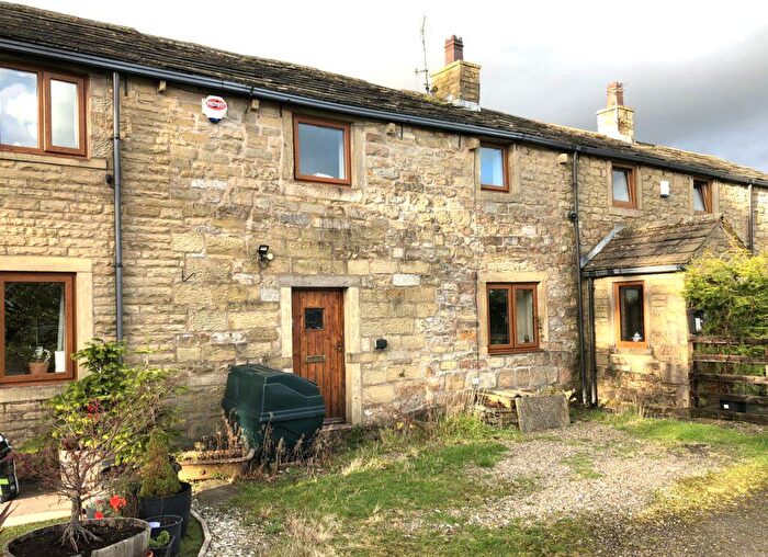 2 Bedroom Cottage For Sale In Bedroom Cottage For Sale – Spittalfield Farm, Pasture Lane, Barrowford, BB9