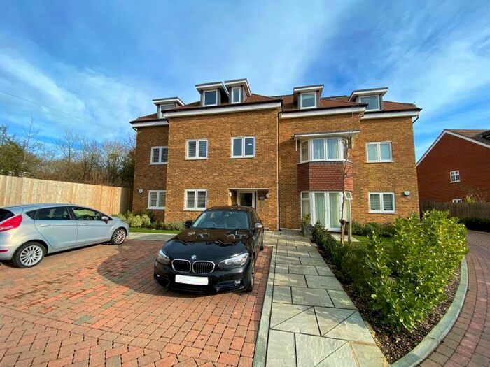 2 Bedroom Apartment To Rent In Bisley, GU24