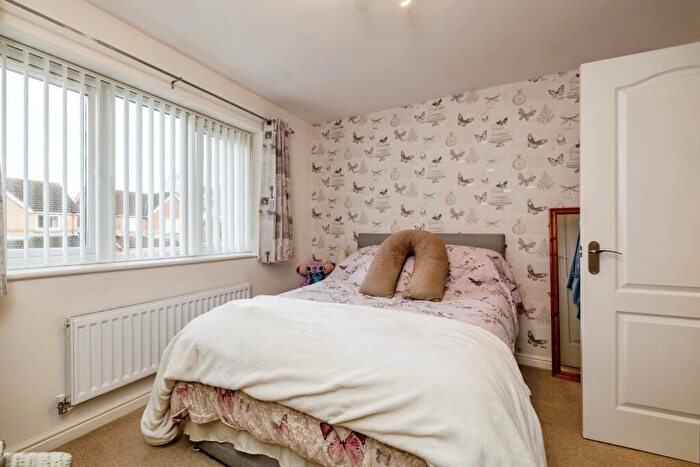 3 Bedroom Detached House For Sale In Cairns Way, Waddington, LN5