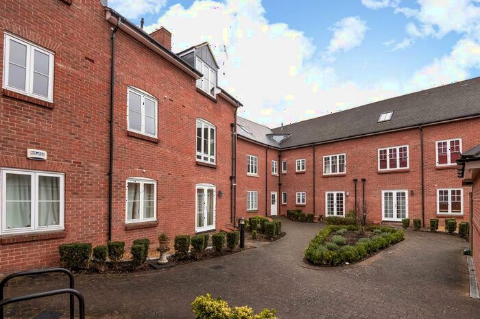 2 Bedroom Apartment To Rent In Abingdon, Oxfordshire, OX14