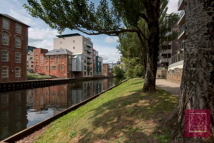 3 Bedroom Penthouse To Rent In Nethercott Bank, Norwich, NR1