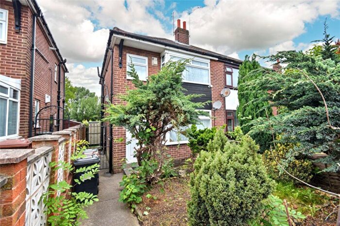 3 Bedroom Semi-Detached House To Rent In Wesley Street, Leeds, West Yorkshire, LS11