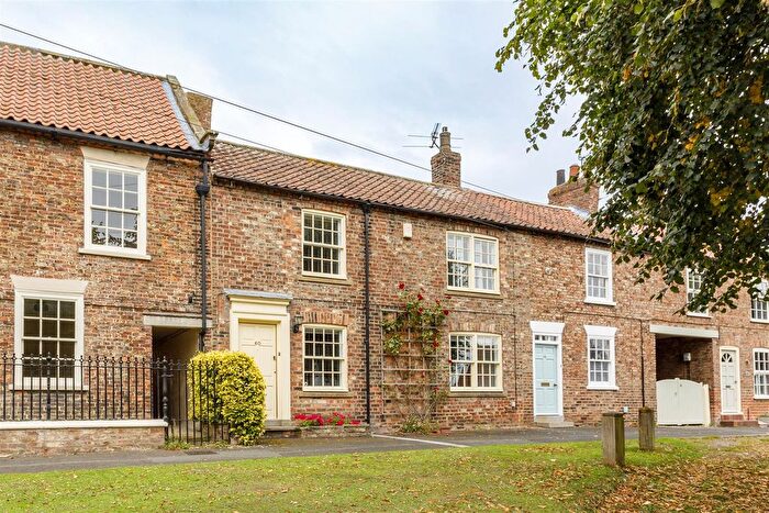 4 Bedroom Terraced House For Sale In Uppleby, Easingwold, York, YO61
