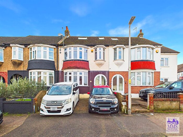 4 Bedroom Terraced House For Sale In Gerrard Avenue, Rochester, ME1