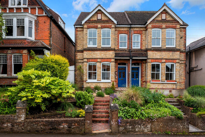 5 Bedroom Semi-Detached House To Rent In Chart Lane, RH2