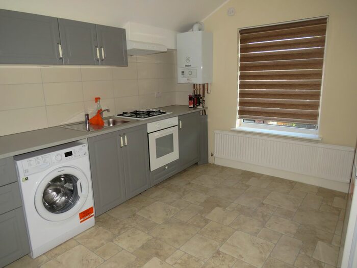 2 Bedroom Flat To Rent In Storer Road, Loughborough LE11