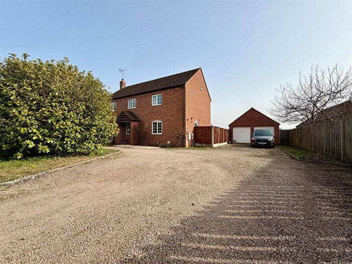 4 Bedroom Detached House For Sale In Cathedral View, Main Road, Minsterworth, GL2